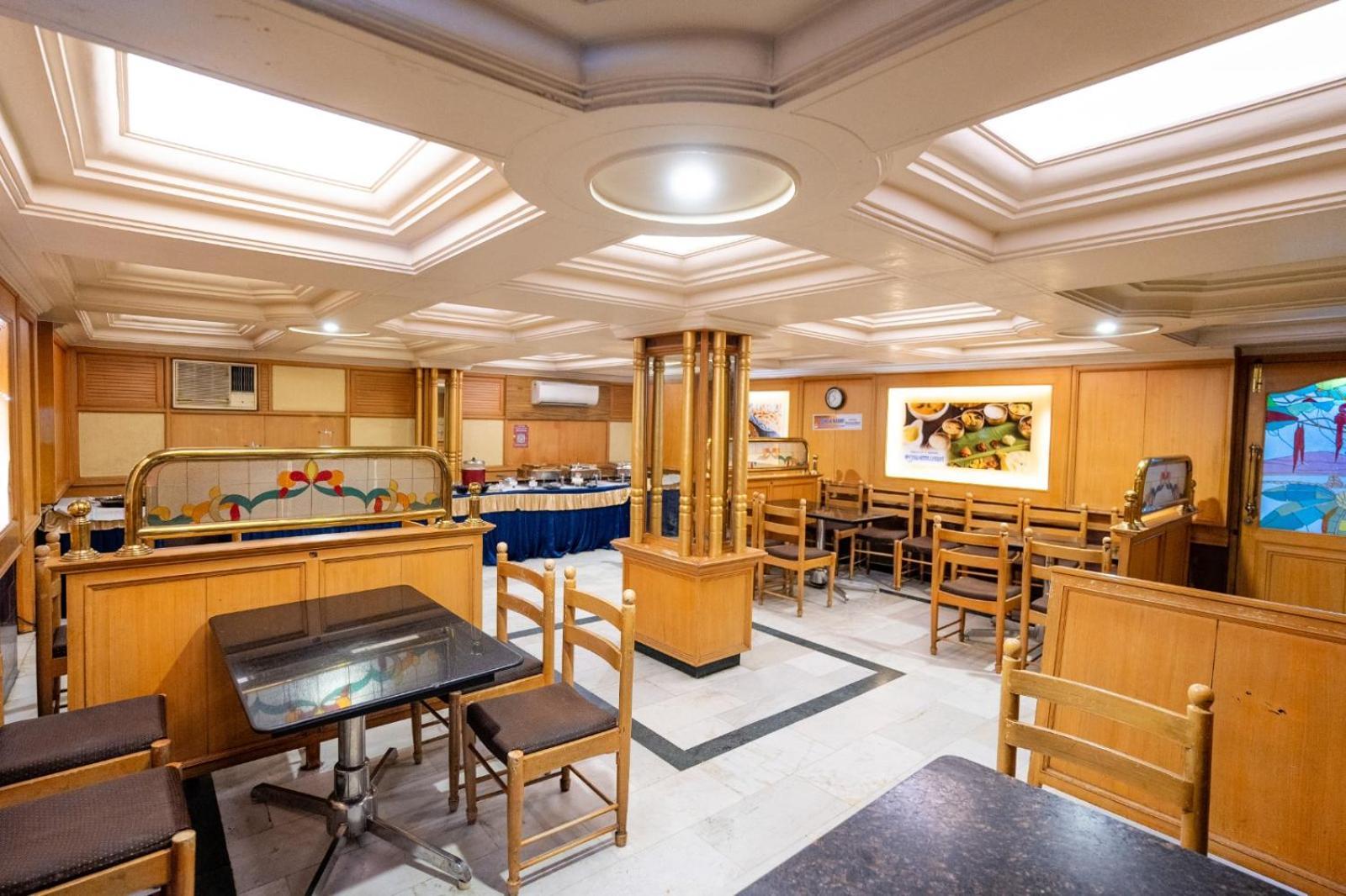 Sree Bharani Hotels Tirunelveli Exterior foto